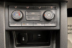 купить ФАВ Besturn X40 2019, автосалон 