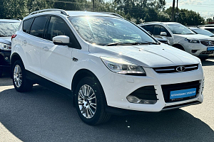купить Форд Kuga 2013, автосалон 