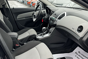 купить Шевроле Cruze 2013, автосалон 