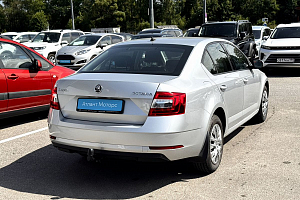 купить Шкода Octavia 2017, автосалон 