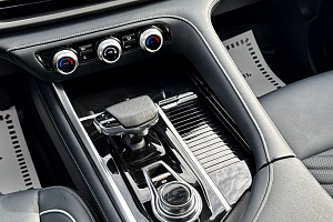 купить Чанган CS95 2024, автосалон 