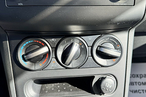 купить Ниссан Qashqai 2013, автосалон 