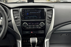 купить Мицубиси Pajero Sport 2018, автосалон 
