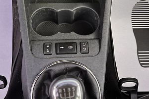 купить Шкода Fabia 2014, автосалон 
