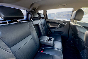купить Джили Emgrand X7 2014, автосалон 