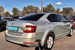 купить Шкода Octavia 2018, автосалон 
