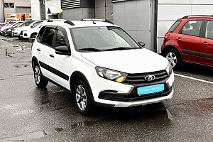 купить Лада Granta 2023, автосалон 