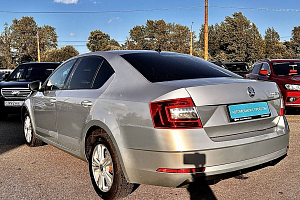 купить Шкода Octavia 2018, автосалон 