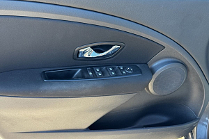 купить Рено Fluence 2012, автосалон 