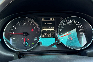 купить Ниссан Qashqai 2013, автосалон 