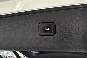 купить Чанган CS95 2024, автосалон 