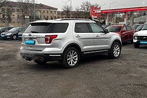 купить Форд Explorer 2019, автосалон 