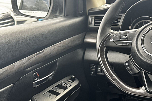 купить Сузуки Ertiga 2022, автосалон 