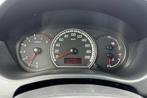 купить Сузуки Swift 2007, автосалон 