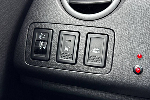 купить Сузуки Swift 2007, автосалон 