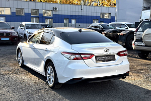 купить Тойота Camry 2021, автосалон 