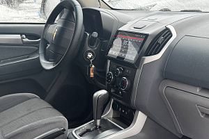 купить Шевроле TrailBlazer 2013, автосалон 