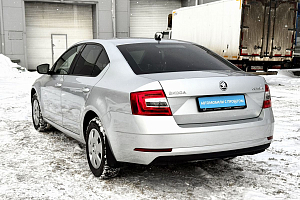 купить Шкода Octavia 2019, автосалон 
