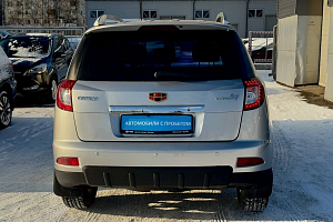 купить Джили Emgrand X7 2014, автосалон 
