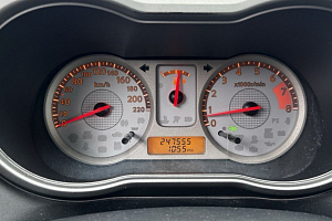 купить Ниссан Note 2006, автосалон 