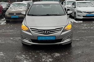 купить Хендай Solaris 2015, автосалон 