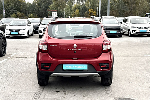 купить Рено Sandero 2017, автосалон 