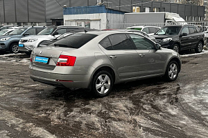 купить Шкода Octavia 2019, автосалон 