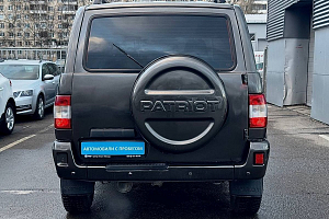 купить УАЗ Patriot 2014, автосалон 