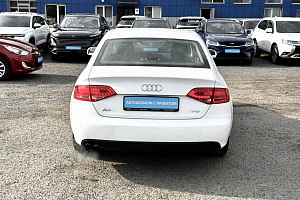 купить Ауди A4 2011, автосалон 