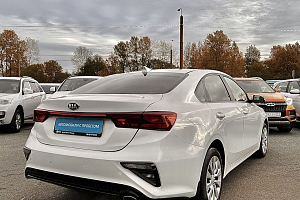 купить Кия Cerato 2021, автосалон 