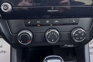 купить Шкода Octavia 2018, автосалон 