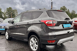 купить Форд Kuga 2018, автосалон 