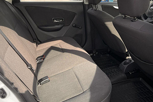купить Ниссан Almera 2013, автосалон 