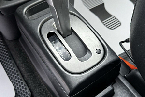 купить Ниссан Note 2006, автосалон 