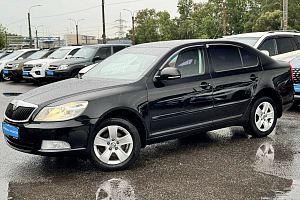 купить Шкода Octavia 2011, автосалон 