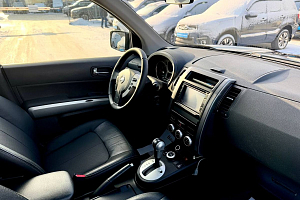 купить Ниссан X-Trail 2010, автосалон 
