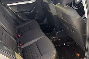 купить Шкода Octavia 2018, автосалон 