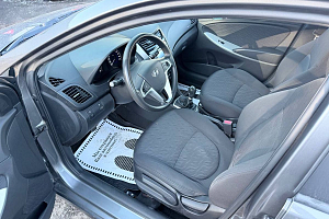купить Хендай Solaris 2011, автосалон 