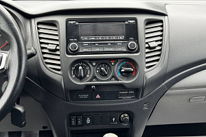 купить Мицубиси L200 2017, автосалон 