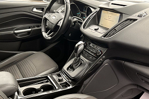 купить Форд Kuga 2018, автосалон 