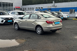 купить Лада Vesta 2018, автосалон 