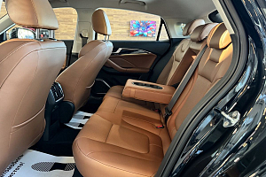 купить ФАВ Bestune B70 2023, автосалон 