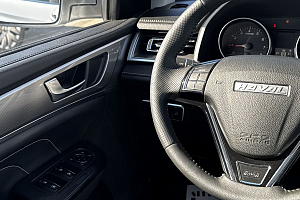 купить  M6 2024, автосалон 