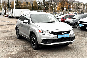 купить Мицубиси ASX 2018, автосалон 