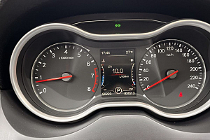 купить ФАВ Besturn X80 2018, автосалон 