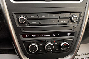 купить ФАВ Besturn X80 2018, автосалон 