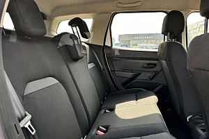 купить Дачиа Duster 2019, автосалон 