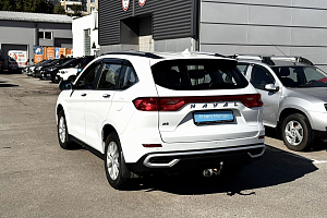 купить  M6 2024, автосалон 