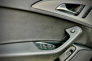 купить Ауди A6 2015, автосалон 