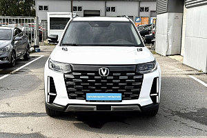 купить Чанган CS95 2024, автосалон 